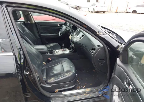 2013 Hyundai Genesis 3.8 z USA, uszkodzony, nr VIN KMHGC4DD1DU240811